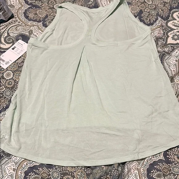 Athleta Ease in Tank - Picture 3 of 5